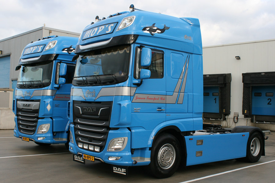 Jansen Logistics 2x DAF XF FTP met afneembare zijskirts